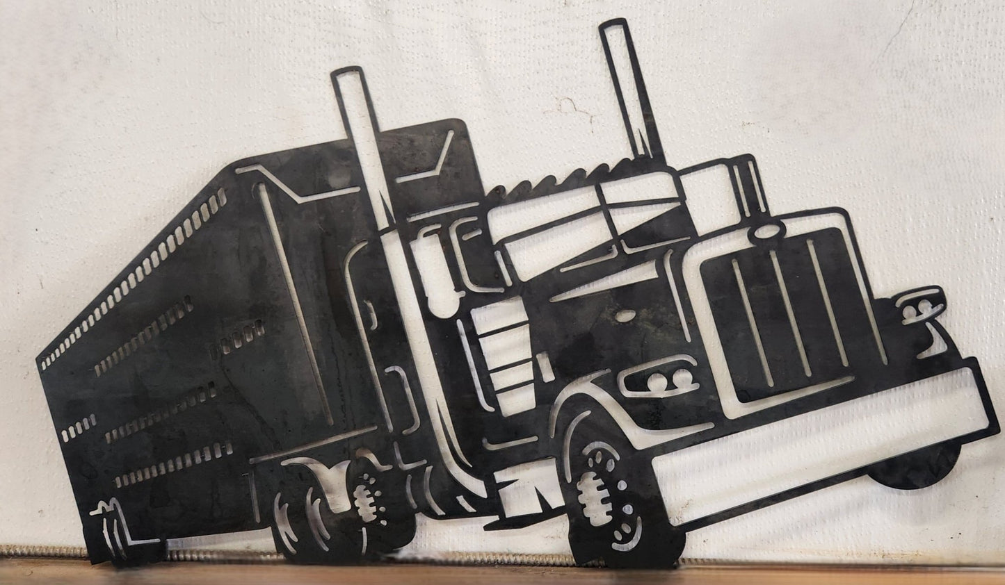 Peterbilt Livestock Hauler - SRT Metalworks